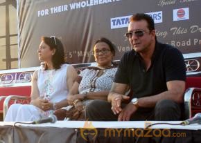 Sanjay Dutt Launch Mobile Mammography Unit  photo 6