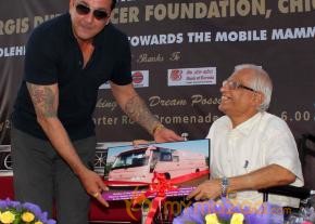 Sanjay Dutt Launch Mobile Mammography Unit  photo 11