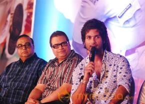 Shahid kapoor And Ileanadcruz At Phata Poster Release photo 37