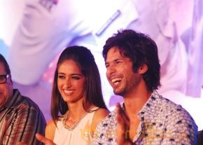 Shahid kapoor And Ileanadcruz At Phata Poster Release photo 4