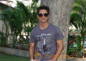 Shahid Kapoor At Filmistan Studio  photo 6