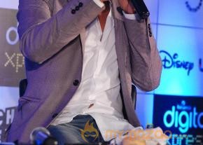 Shahrukh Khan Launches Chennai Express Mobile photo 11