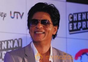 Shahrukh Khan Launches Chennai Express Mobile photo 18