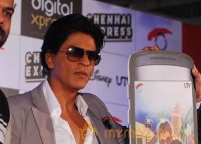 Shahrukh Khan Launches Chennai Express Mobile photo 36