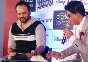 Shahrukh Khan Launches Chennai Express Mobile photo 20