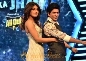 Shahrukh and Priyanka  pic photo 4