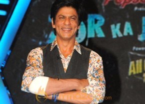Shahrukh and Priyanka  pic photo 5