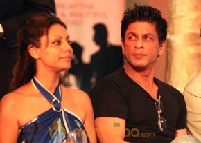 Shahrukh khan and family at IPL photo 9
