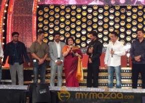 Sharuk Khan at 8th Vijay Awards Photos