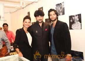 Shibani Dandekar- Ali Fazal At Femina Carnival 2013  photo 21