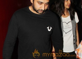 Shilpa Shetty and Raj Kundra Snapped  photo 4