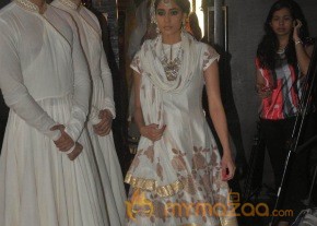 Shraddha Ramp Walk For Jabong PP Collection photo 14