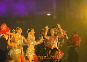 Shriya &amp; SRK Performing At IPL Opening Ceremony photo 15