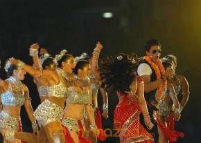 Shriya &amp; SRK Performing At IPL Opening Ceremony photo 8