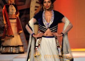 Silhouettes 2013 Bollywood Bytes Event  photo 83