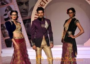 Silhouettes 2013 Bollywood Bytes Event  photo 76