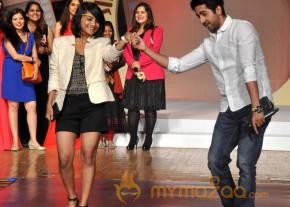 Silhouettes 2013 Bollywood Bytes Event  photo 81