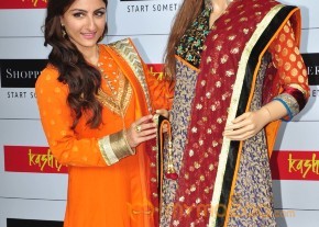 Soha Launch Shoppers Stop's Salwaar Kameez & Kurti Fest  photo 3
