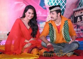 Sonakshi At Tayyab Ali Pyaar Song Launch Gallery photo 6