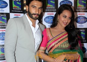 Sonakshi & Ranveer At Indian Idol Junior  photo 3