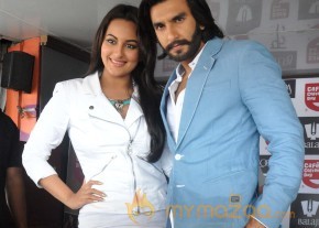 Sonakshi-Ranveer Promote Lootera at Cafe Coffee Day Photos  photo 17