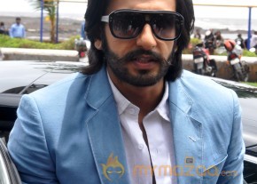 Sonakshi-Ranveer Promote Lootera at Cafe Coffee Day Photos  photo 29