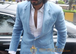 Sonakshi-Ranveer Promote Lootera at Cafe Coffee Day Photos  photo 23