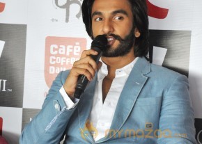 Sonakshi-Ranveer Promote Lootera at Cafe Coffee Day Photos  photo 16
