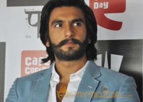 Sonakshi-Ranveer Promote Lootera at Cafe Coffee Day Photos  photo 51