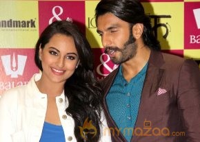 Sonakshi Sinha at Launch Mills Boon Novels Photos photo 11