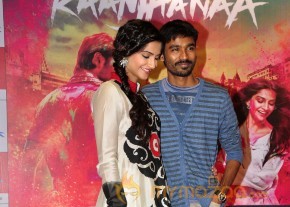 Sonam Kapoor & Dhanush At Reliance Digital Event  photo 22