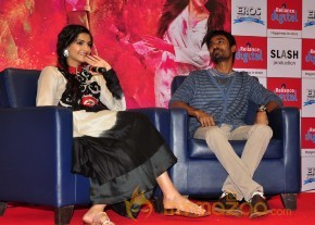 Sonam Kapoor & Dhanush At Reliance Digital Event  photo 11