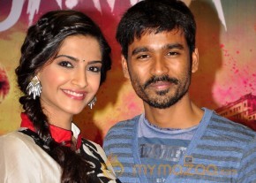 Sonam Kapoor & Dhanush At Reliance Digital Event  photo 25