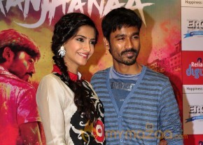 Sonam Kapoor & Dhanush At Reliance Digital Event  photo 20