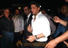 SRK and Brian Lara at IPL red carpet last night-Gallery photo 7