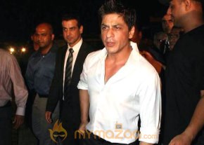 SRK and Brian Lara at IPL red carpet last night-Gallery photo 22