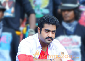Sruthi Hasan In Ramayya Vastavayya Photos photo 5