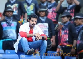 Sruthi Hasan In Ramayya Vastavayya Photos photo 9