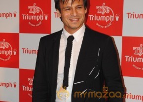 Stars at Triumph fashion show photo 6