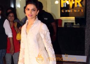 Stars At Yeh Jawaani Hai Deewani Special Screening At PVR   photo 19