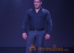 Sultan Hindi Movie Trailer Launch Photos photo 3