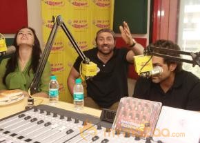 Sunny & Bobby At Yamla Pagla Deewana 2 Press Meet  photo 15