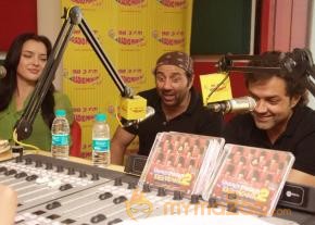 Sunny & Bobby At Yamla Pagla Deewana 2 Press Meet  photo 14