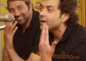 Sunny & Bobby At Yamla Pagla Deewana 2 Press Meet  photo 2