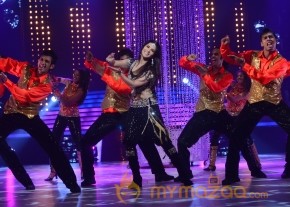 Sunny Leone Sizzling Photos on JDJ Show  photo 5