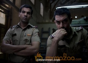 TALAASH MOVIE STILLS photo 8