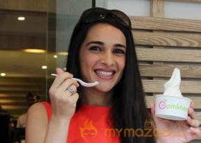 Tara Sharma At Pinkberry Launch Photos  photo 13