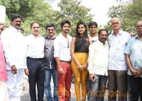 The Bells Movie Opening Event Gallery photo 49