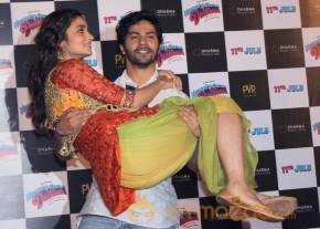Trailer launch of film Humpty Sharma Ki Dulhania photo 4