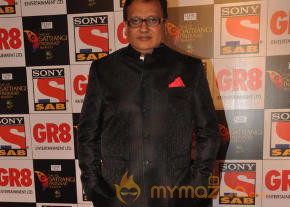 TV Stars At Satrangi Parivaar Awards Photos photo 26